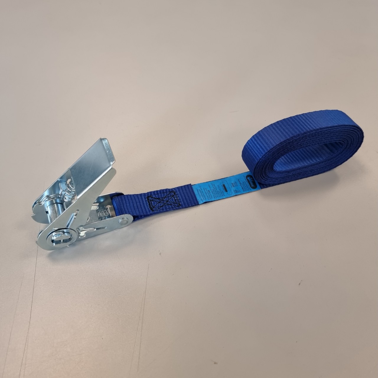 1200kg Dây chằng hàng tăng đơ, bản rộng 25mm, Trọng tải làm việc: 600 kg Chất liệu: 100% Polyester - màu: Blue, đóng gói trong túi PE