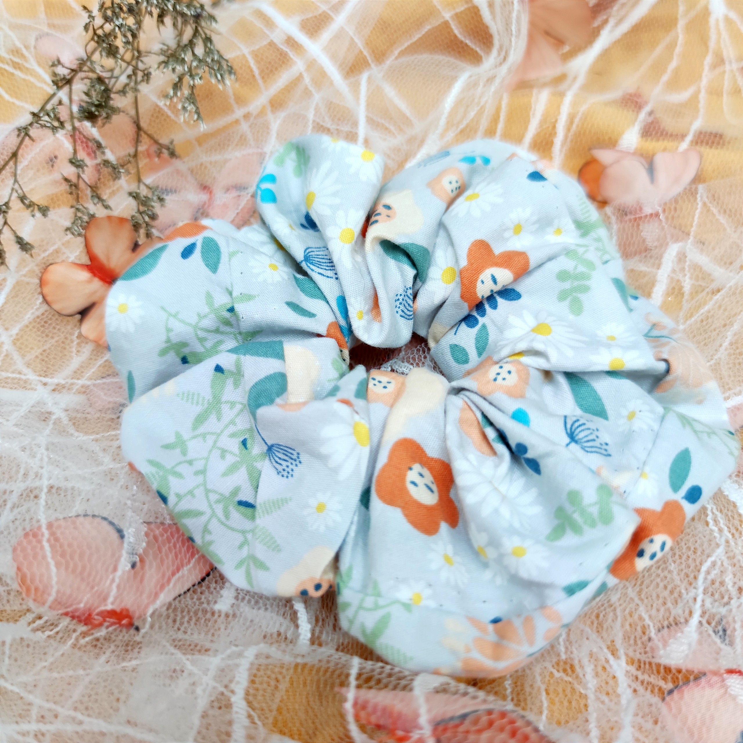 Scrunchies vải hoa - Dây cột tóc vải hoạ tiết hoa cỏ