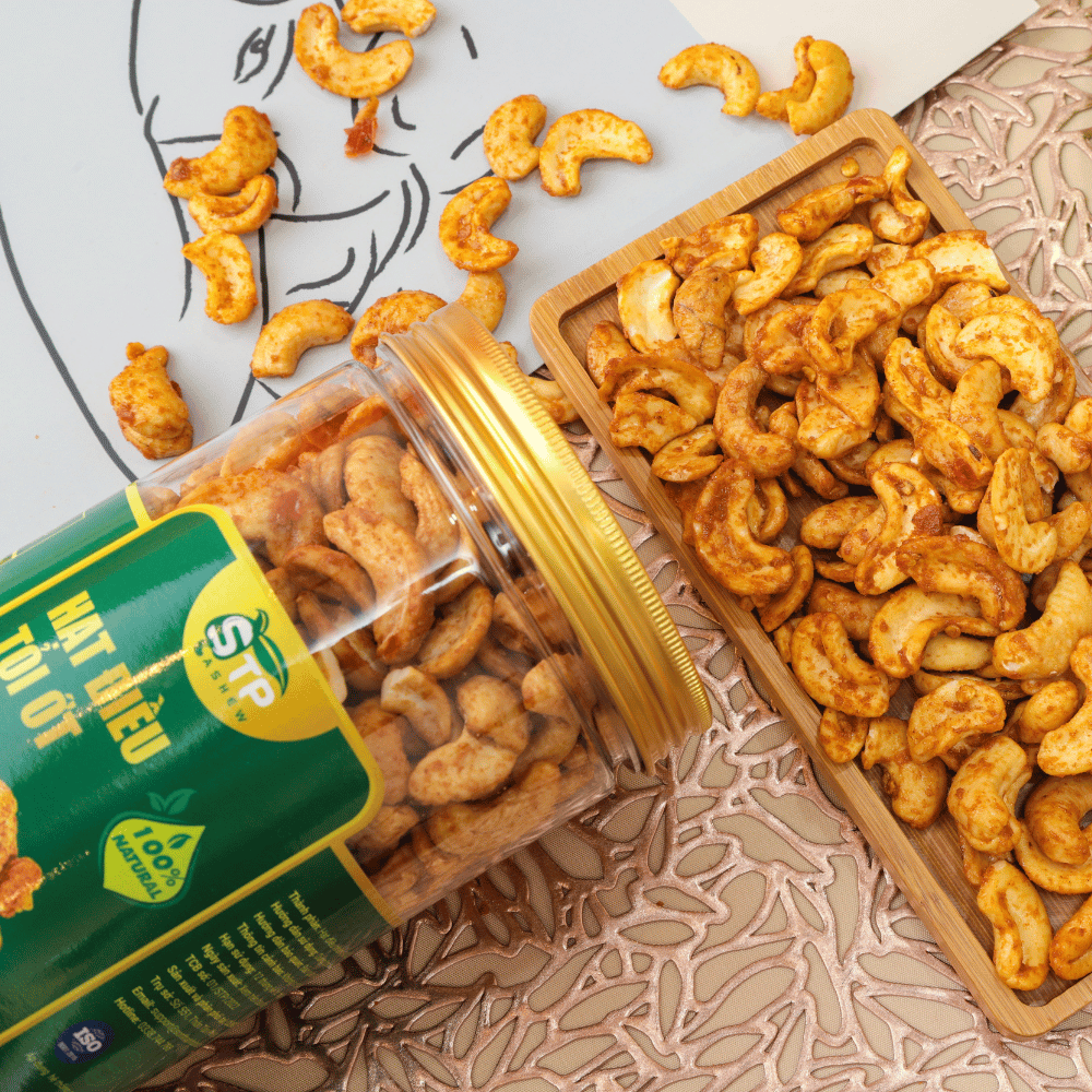 Hạt Điều Tỏi Ớt STP Food Hũ 500g – Hạt Điều Thơm Ngon, Giòn Béo, Giàu Chất Dinh Dưỡng, Rất Tốt Cho Sức Khỏe