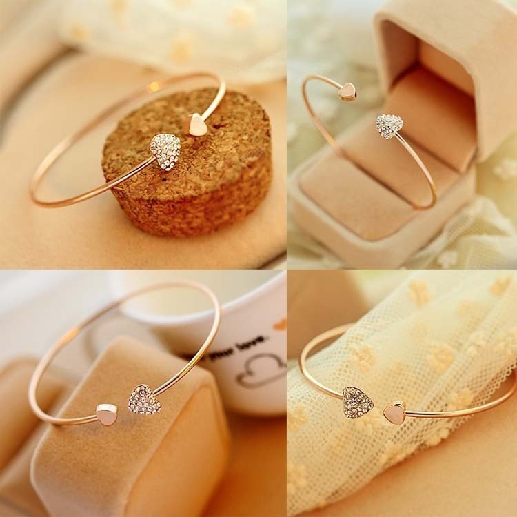 Vòng tay kim loại hình trái tim đính đá dễ thương cho nữ