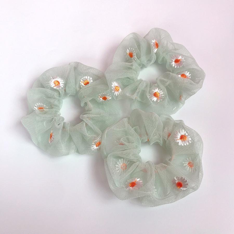 Combo 3 dây buộc tóc Scrunchies cúc thêu xanh mint