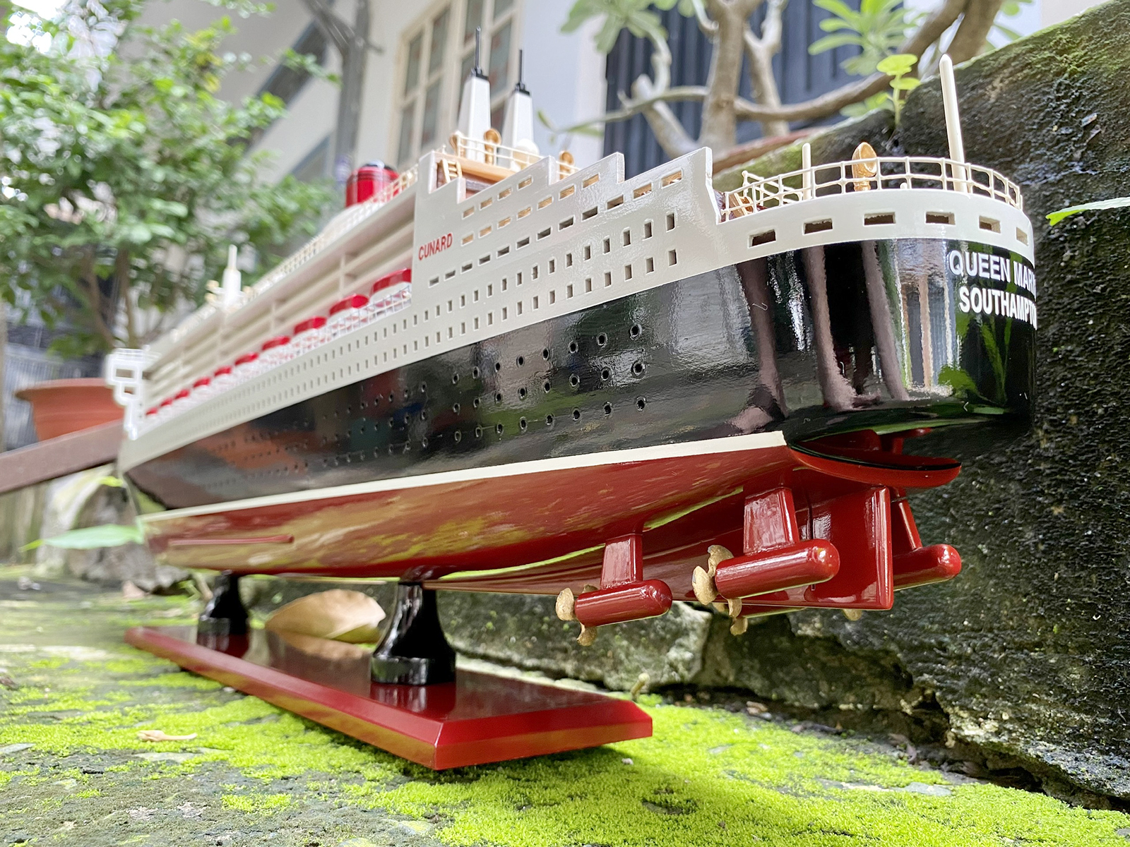 Mô hình du thuyền Queen Mary 2 size 80cm hàng cao cấp gỗ tự nhiên, thuyền gỗ trang trí, quà tặng đối tác
