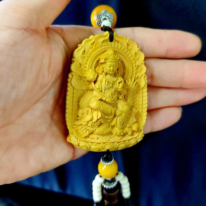 Dây treo xe ô tô, dây treo phong thủy tượng Phổ Hiền Bồ Tát bằng gỗ Hoàng Dương - Tuổi Thìn, tuổi tỵ - V160