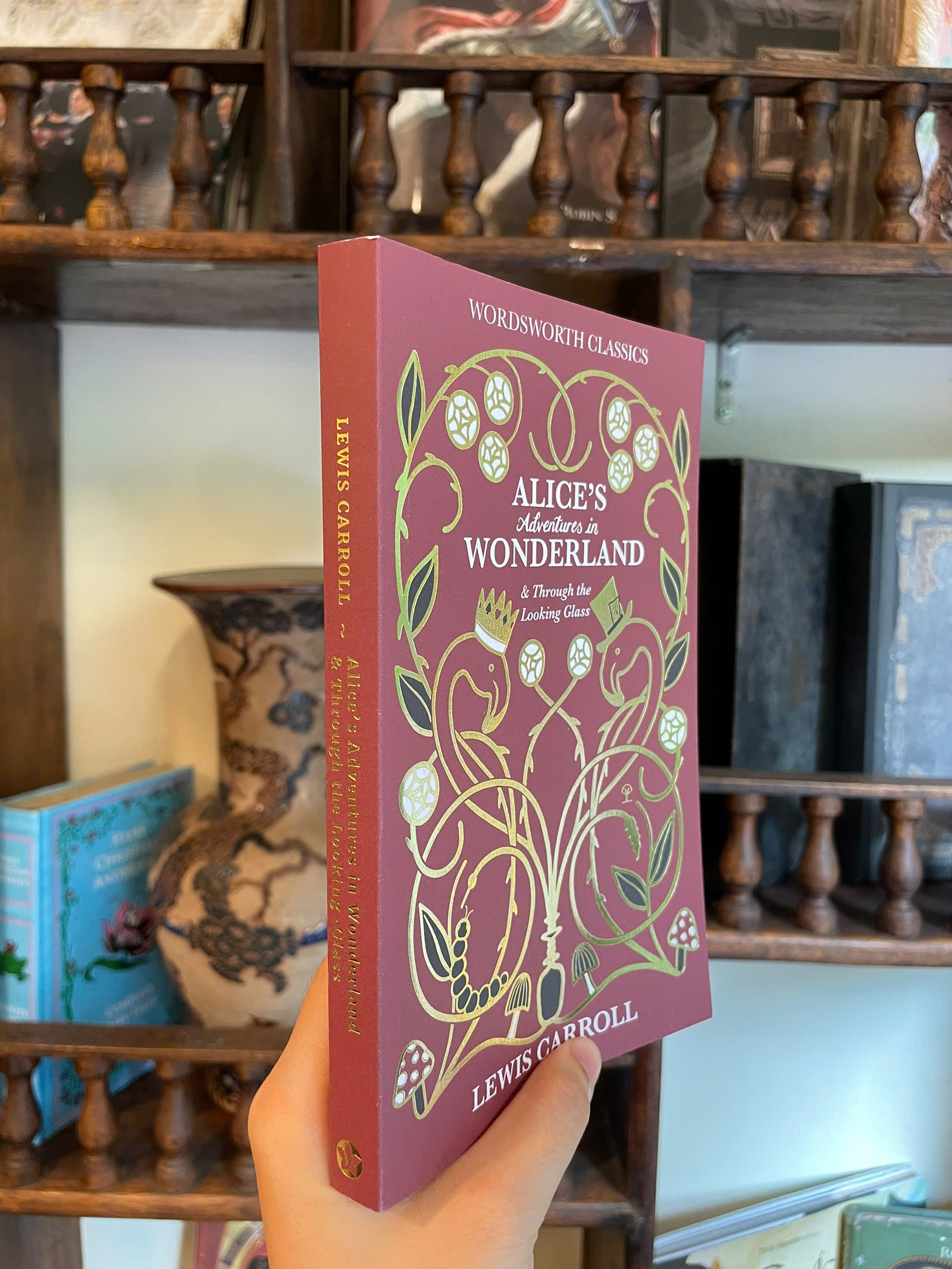 Sách - Alice's Adventures in Wonderland by Lewis Carroll - Classics/Fantasy/Fiction book in English
