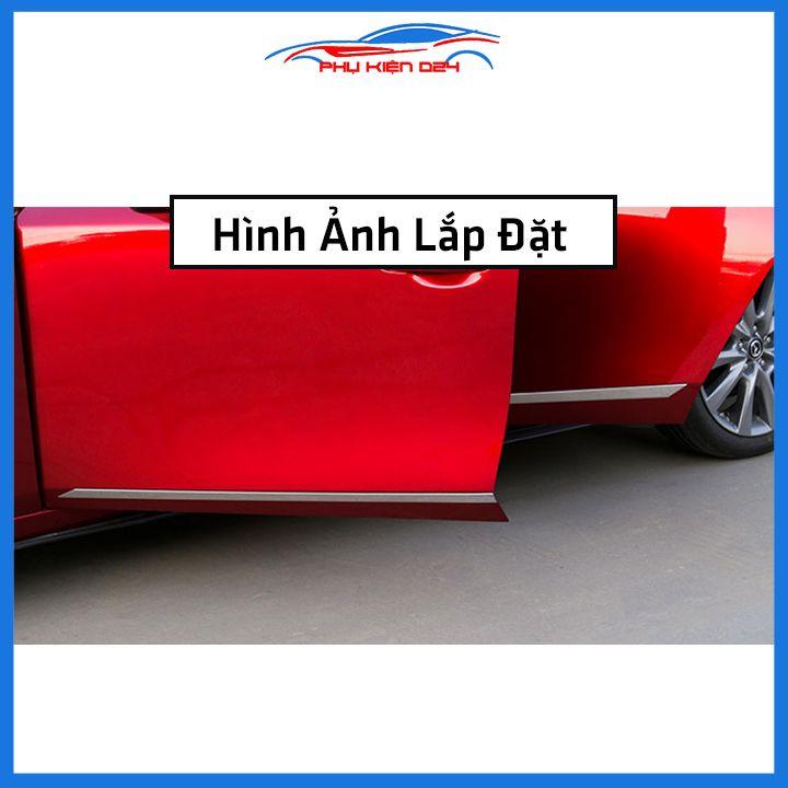 Bộ ốp nẹp sườn Mazda 3 2020-2021-2022 mạ crom viền chỉ nhỏ trang trí làm đẹp xe