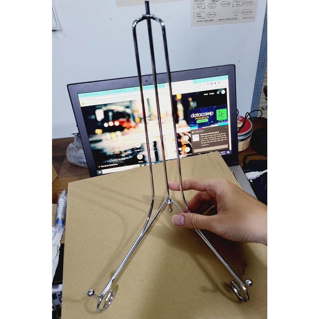 Giá đỡ đồng hồ treo tường thành đồng hồ để bàn