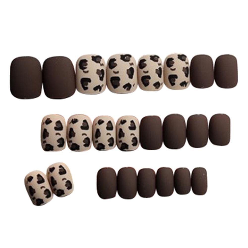 Set 24 Móng Tay Giả Họa Tiết Dễ Thương Kèm Keo Dán Hb