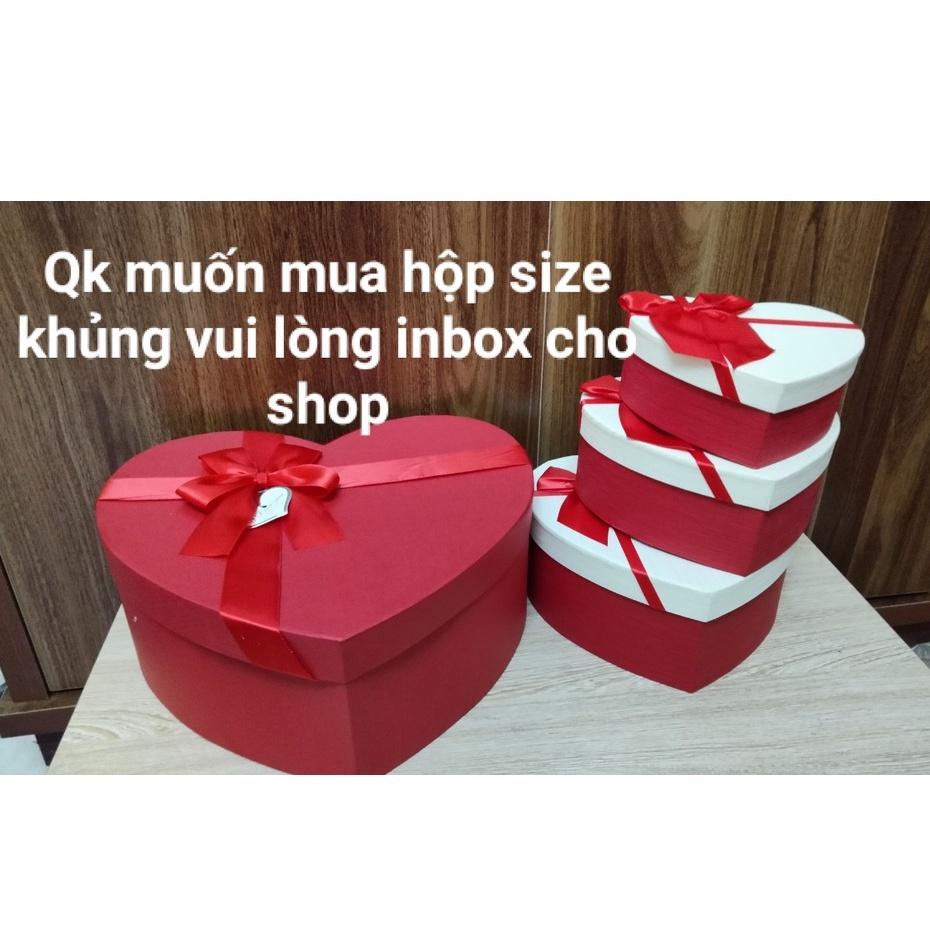 Hộp quà hình trái tim tặng kèm hạt xốp