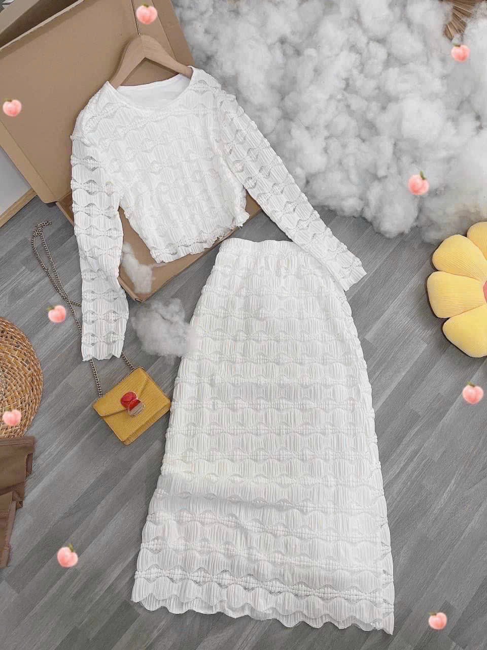 SÉT ÁO TAY DÀI CẮT LAZE KÈM CHÂN VÁY DÀI MÀU Y HÌNH