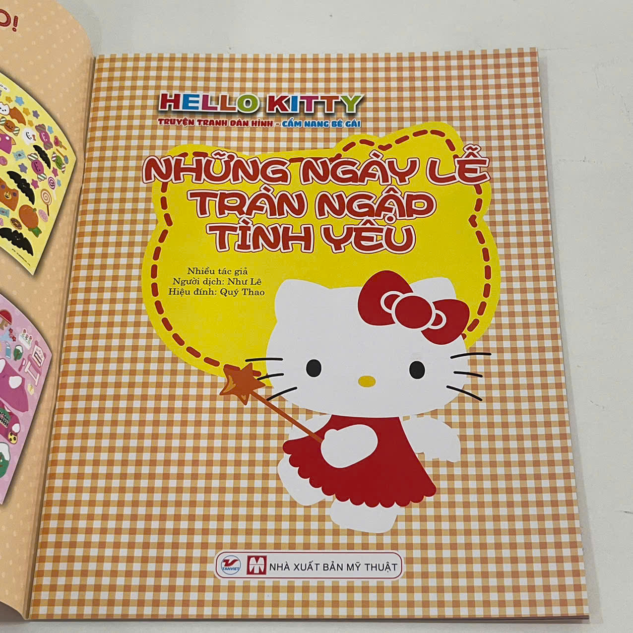 Hello Kitty - Những Ngày Lễ Tràn Ngập Tình Yêu (Dán Hình)