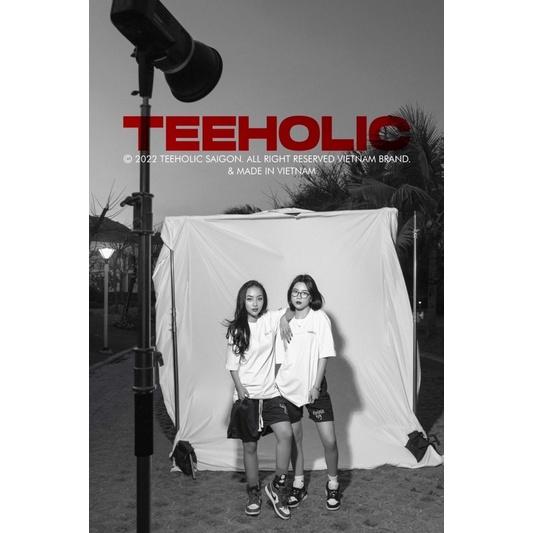 Quần Short Unisex Nam Nữ Thêu Logo TeeHolic