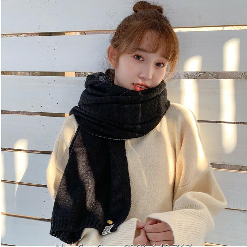 Khăn len lông 2 mặt logo quả dứa