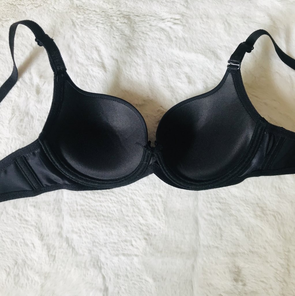 ÁO LÓT mút mỏng tạo khe nâng ngực có gọng E239