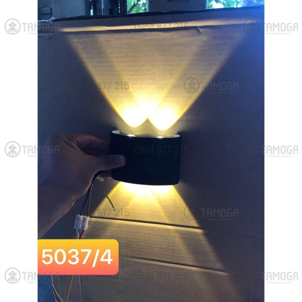 Đèn ốp tường ngoài trời hình bán nguyệt