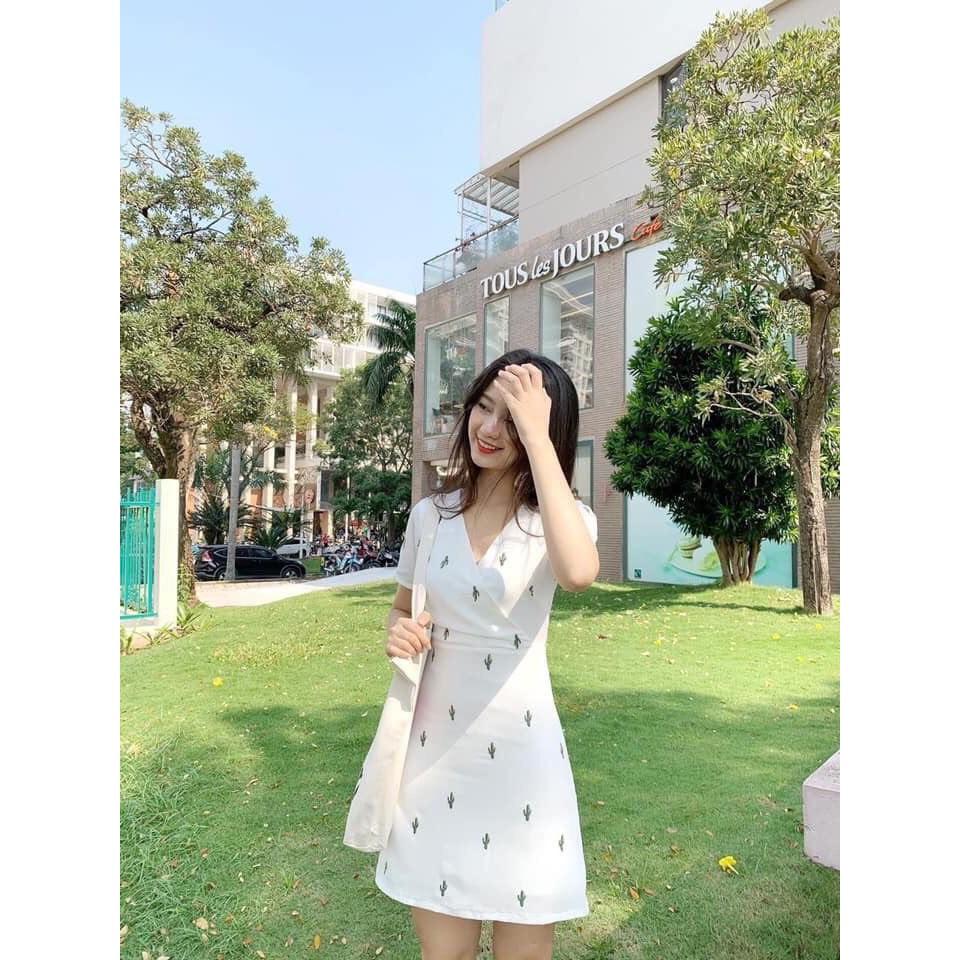 Đầm trắng xương rồng đắp chéo