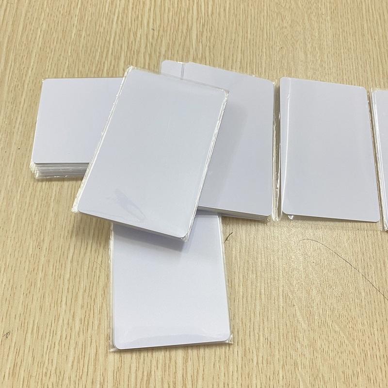 thẻ nfc ntag215 dùng tạo thẻ metabank, giả lập Amiibo, thẻ cá nhân thông minh màu trắng kích thước 85.5 x 54 x 0.86mm