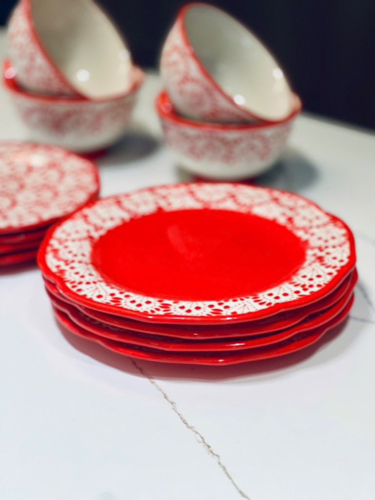 Set bát đĩa sứ The Pioneer Woman hoa đỏ (4 bát, 8 đĩa) hàng chính hãng