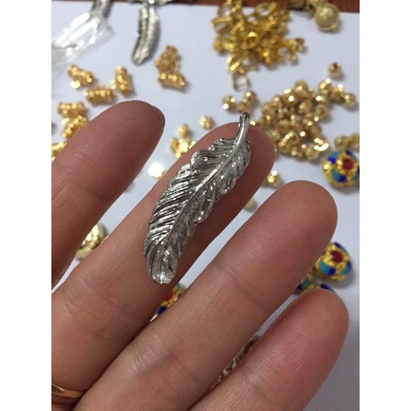 Charm lông vũ may mắn bạc 925 cao cấp làm vòng handmade