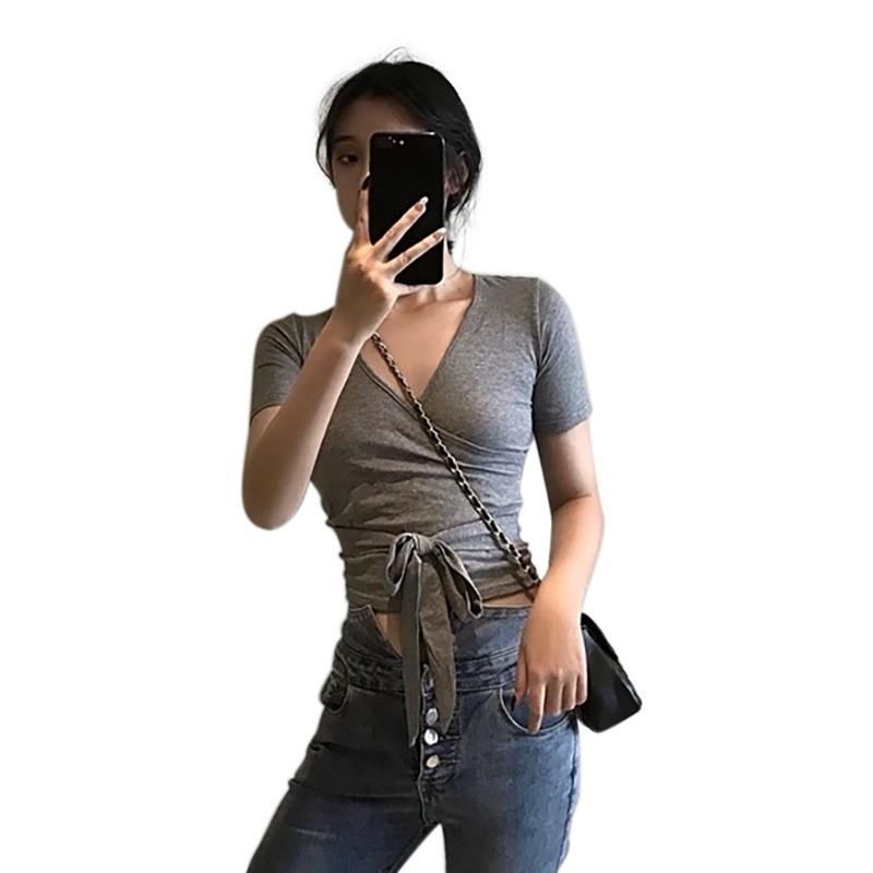 Áo Thun Ngắn Tay Cổ Chữ V Phối Ren