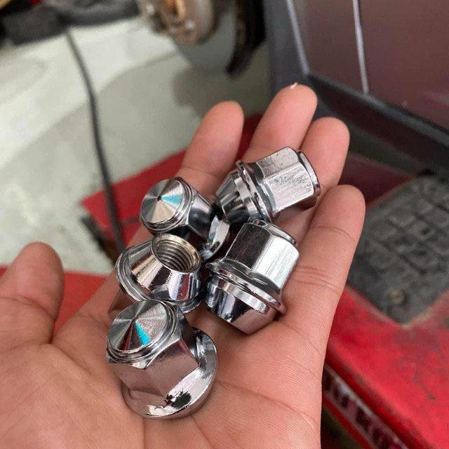 Ốc đúc nguyên khối, ốc lazang bánh xe ô tô- size 19, ren 1.5