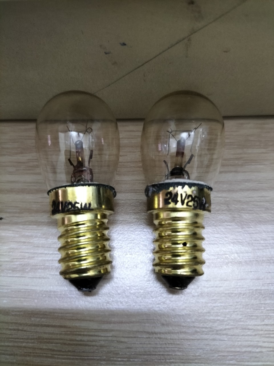 Bóng đèn sợi đốt E14 24V 25W 25x55mm (Pilot lamps 24V 25W E14 25x55mm clear)