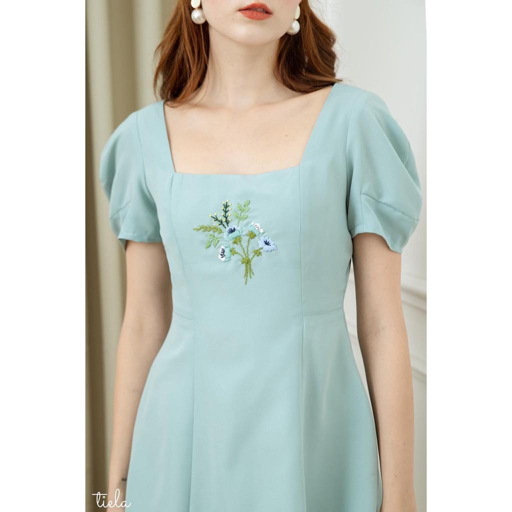 TIELA Đầm váy thêu hoa giữa ngực - Tina Dress