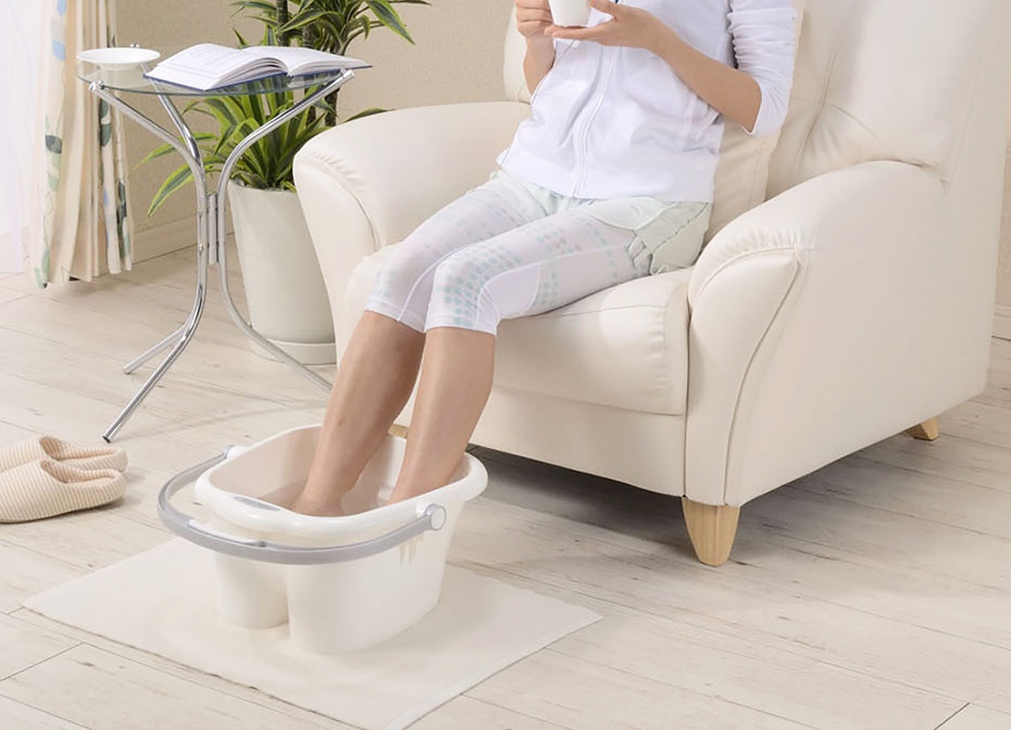 Chậu ngâm chân thư giãn (Foot Massage) Inomata Relax Ashiyu 13L - Hàng nội địa Nhật Bản |#Made in Japan| |#Nhập khẩu chính hãng| |#Mẫu Mới