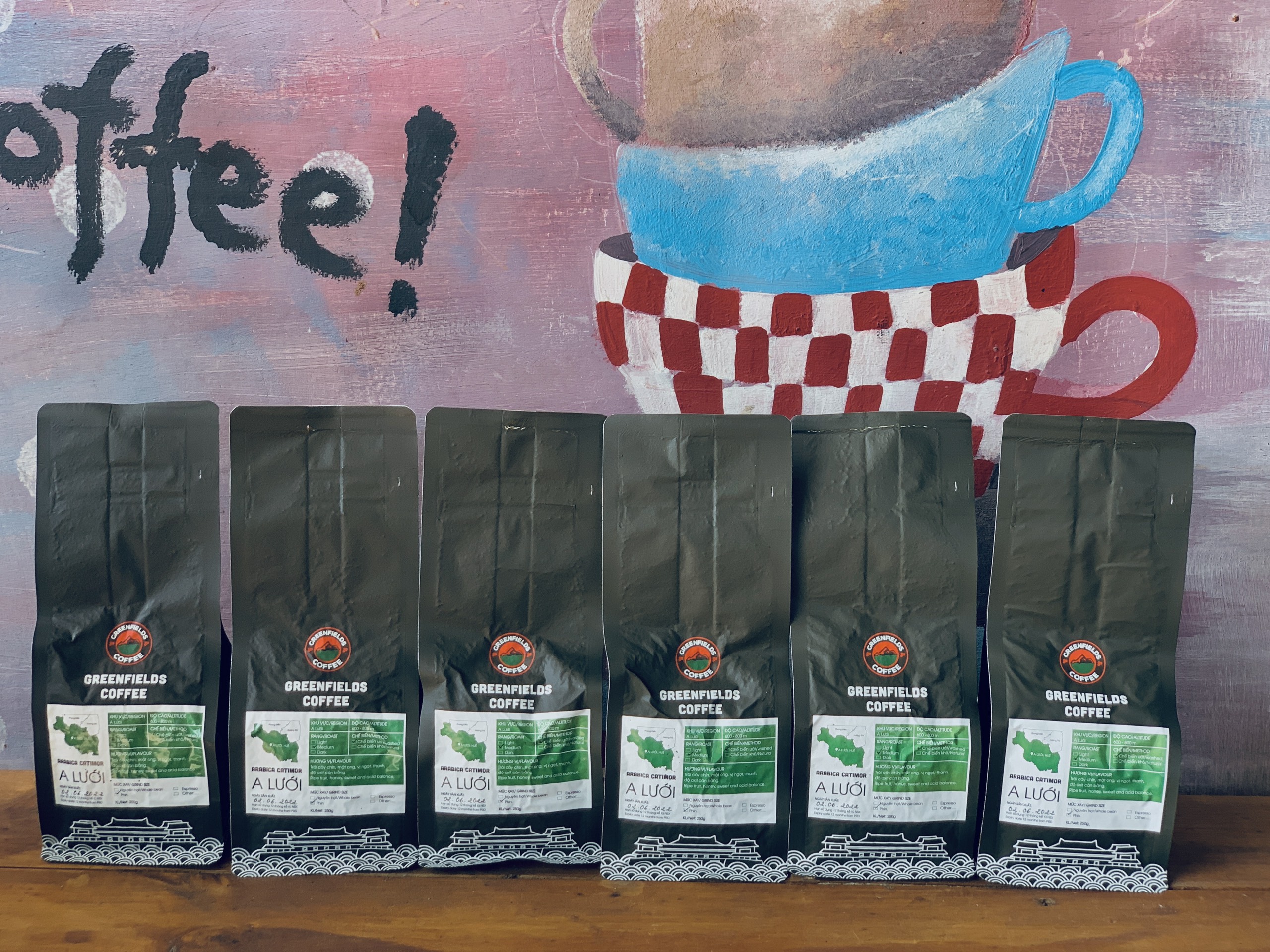 Đặc Sản Huế - Hộp quà tặng cà phê đặc sản Huế - Arabica A Lưới Greenfields Coffee - Xay sẵn pha phin