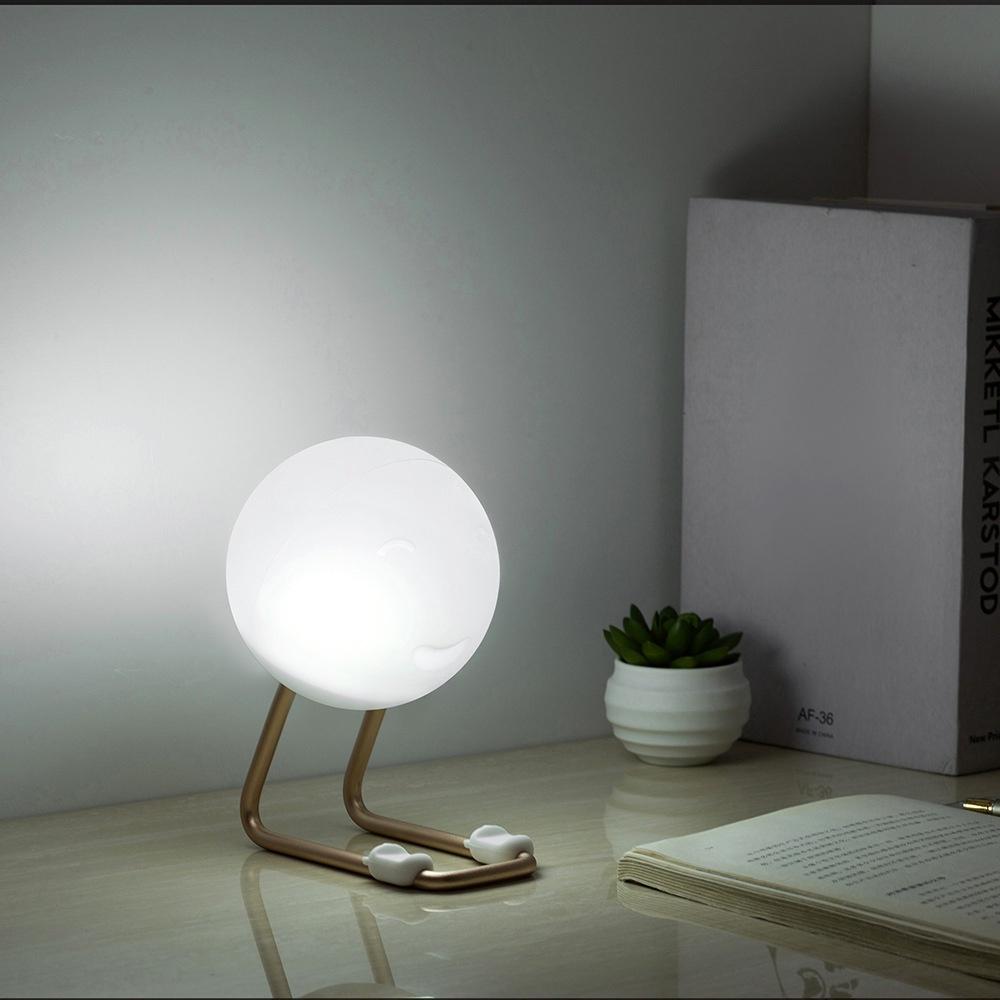 Đèn ngủ để bàn bằng silicon kèm giá đỡ điện thoại tiện dụng