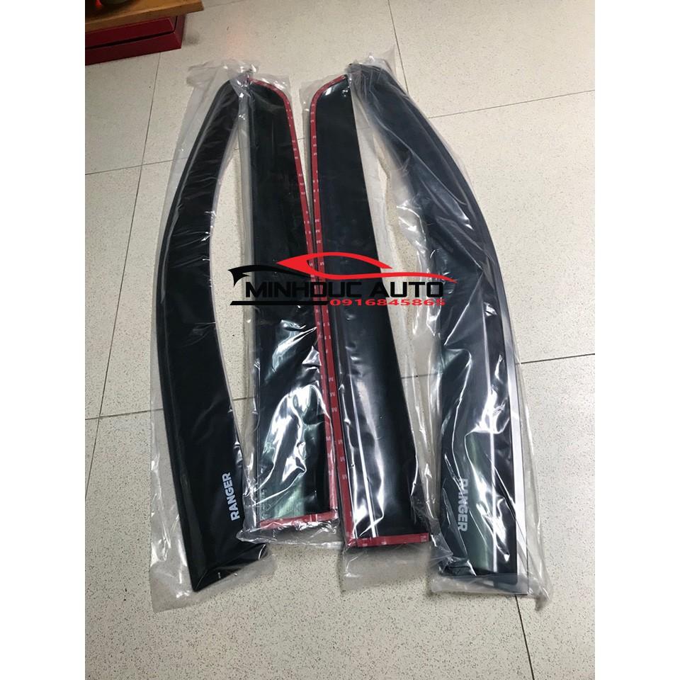 Vè che mưa loại nhựa đen cao cấp dành cho xe Ford Ranger