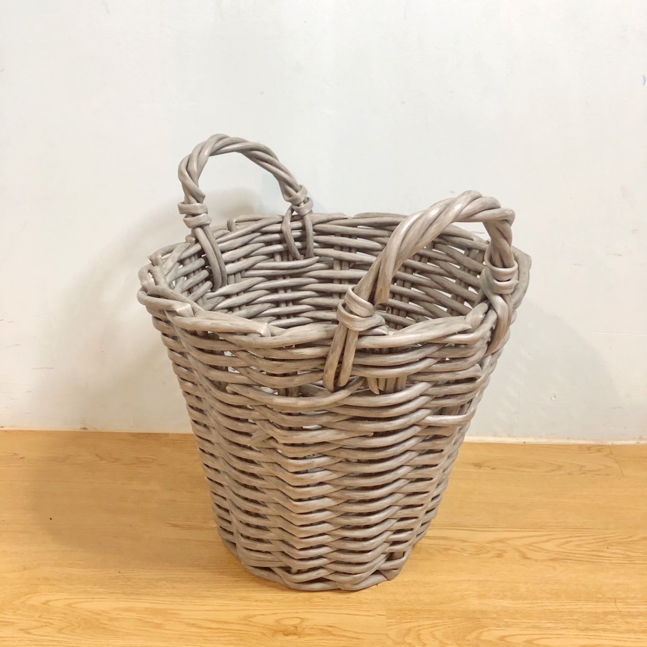 Sọt nhựa giả mây hình tròn trang trí home decor phong cách Hàn/ Dustbin resin basket home decor ancient style