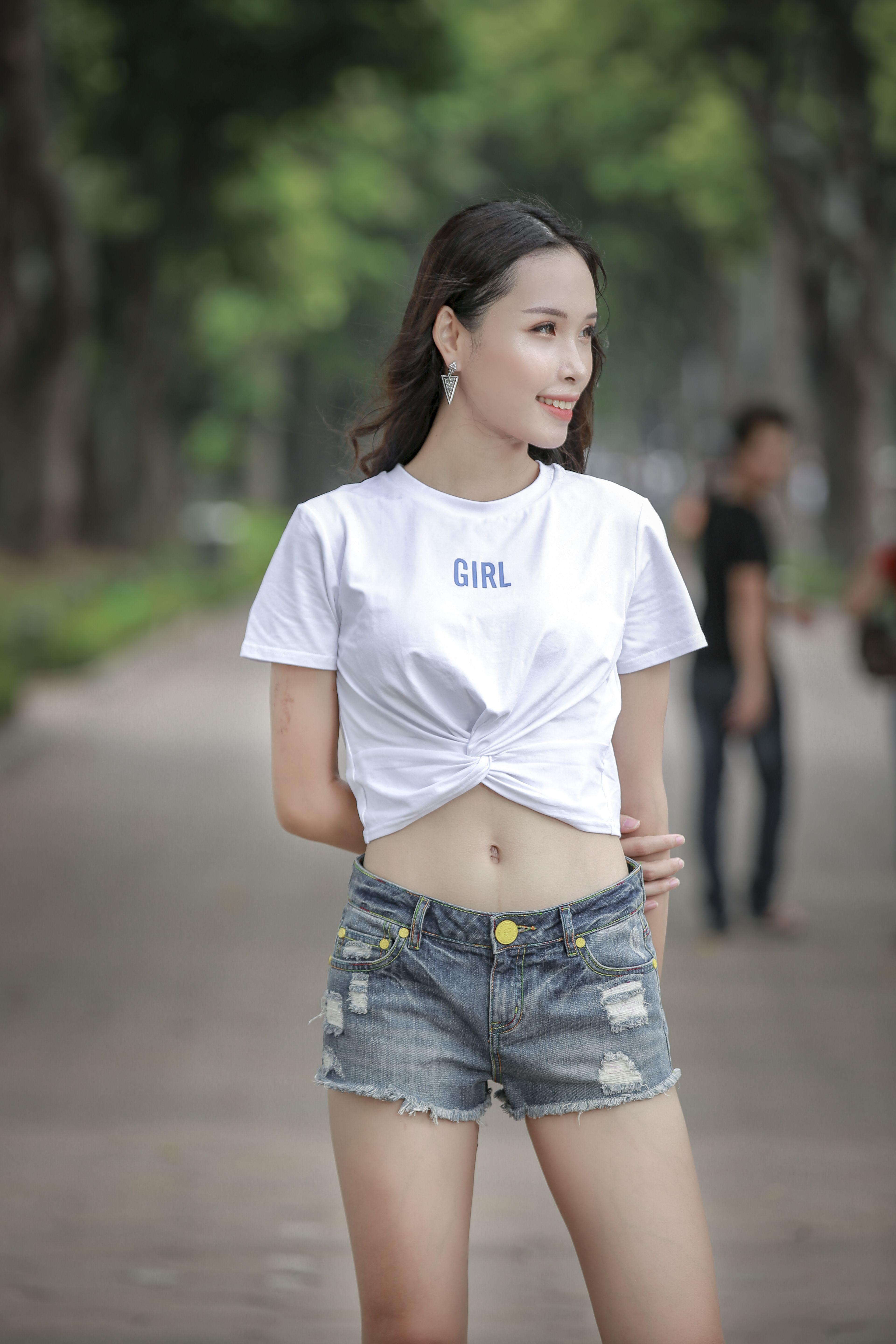 Quần shorts jeans nữ- Wemeet- S03B2W1601021700