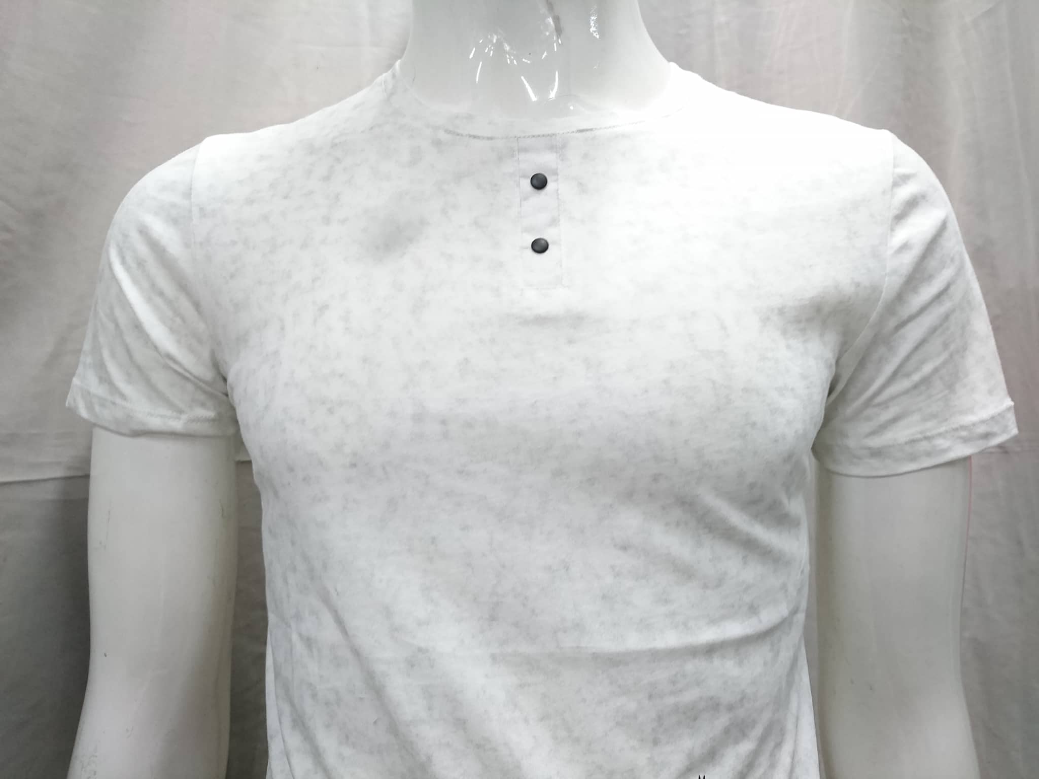 Áo thun Nam tay ngắn cổ tròn thiết kế họa tiết in ở góc áo bắt mắt chất vải cotton cao cấp co giãn nhẹ mặc thoải mái dễ phối đồ phù hợp với xu hướng thời trang