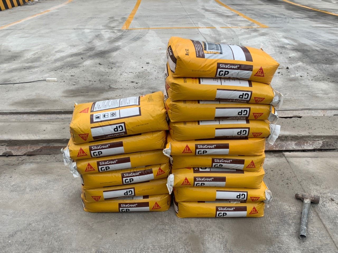 Vữa đổ chống thấm cổ ống xuyên sàn - SikaGrout GP