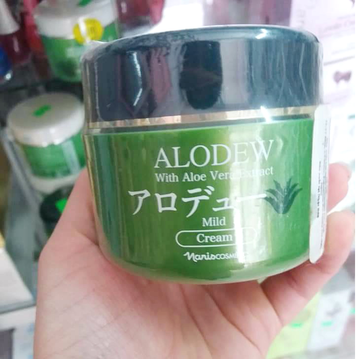 Kem dưỡng tái tạo da Naris Alodew Mild Cream Nhật Bản 97g + Móc khóa