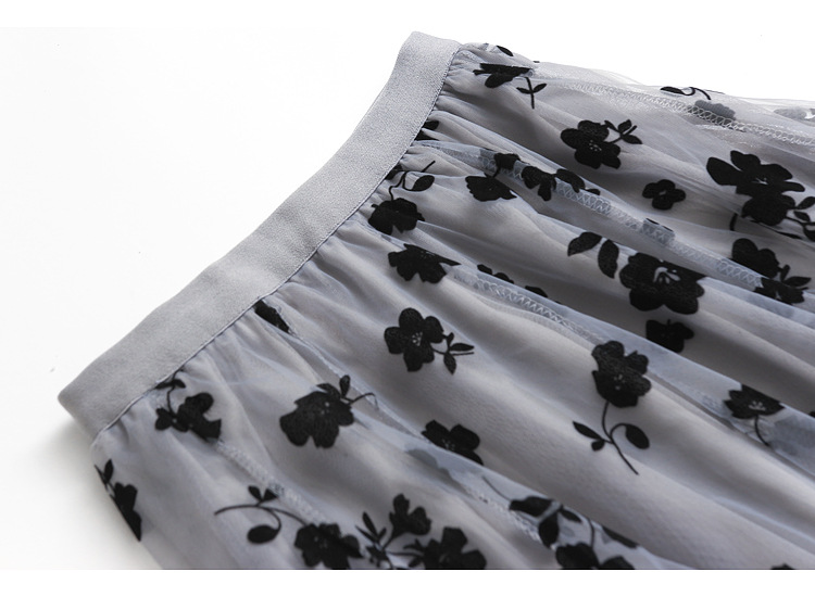 Váy xòe bồng 3 lớp hoa đen dễ thương VAY91 free size