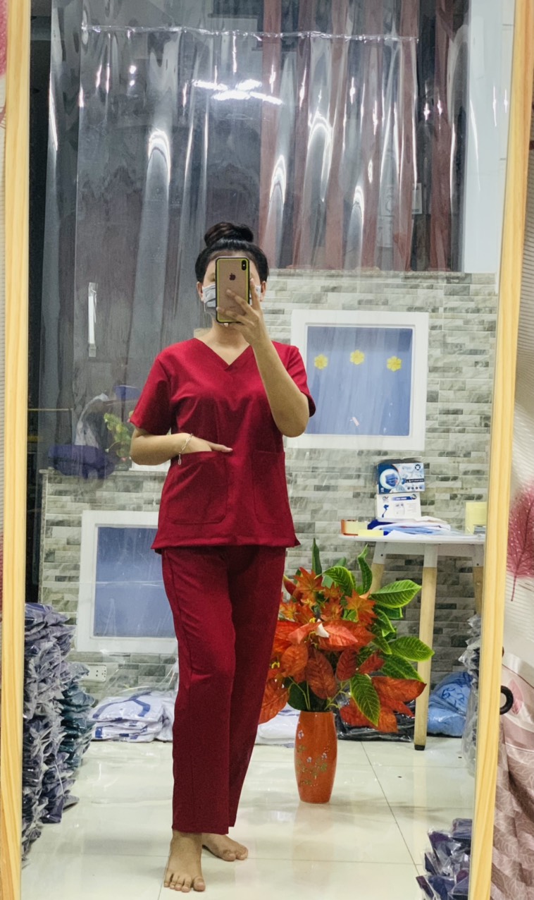 Bộ Scrubs NỮ cổ tim cao cấp màu Đỏ Đô 01 - Đồng phục y tá, điều dưỡng vải Cotton Thun Hàn Quốc