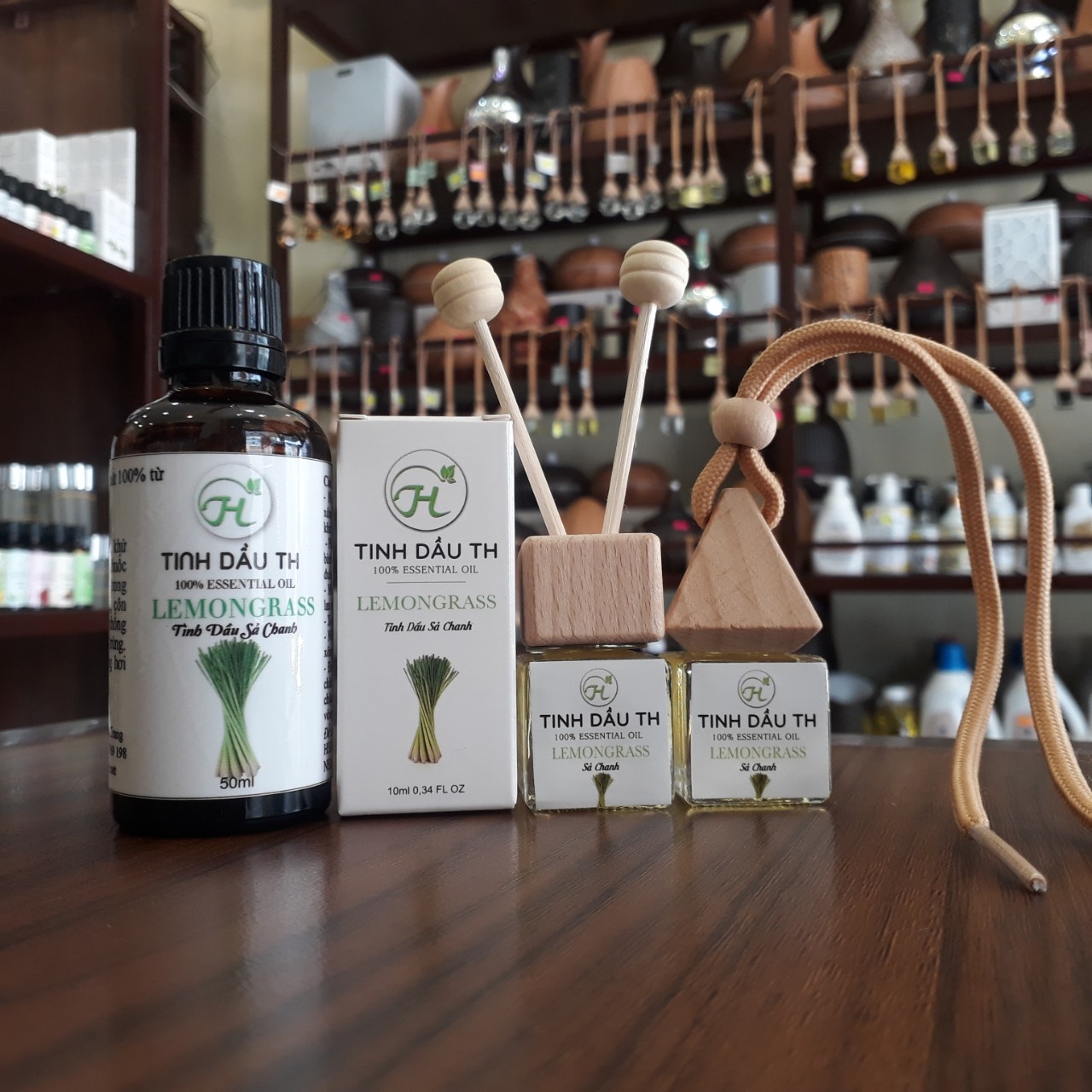 Tinh Dầu Sả Chanh TH 100% Thiên Nhiên, An Toàn Cho Trẻ, Xông Phòng, Khử Mùi, Kháng Khuẩn, Đuổi Muỗi, Giải Cảm