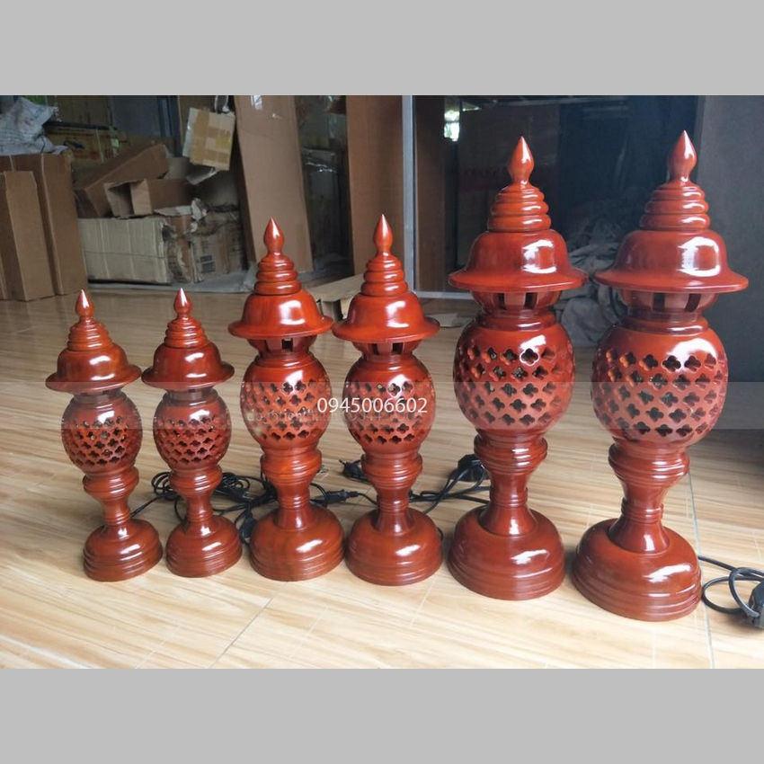 Đèn thờ quả dứa bằng gỗ xà cừ phun màu hương cao 36 cm, hàng loại 1, giá tại xưởng, bảo hành dài hạn