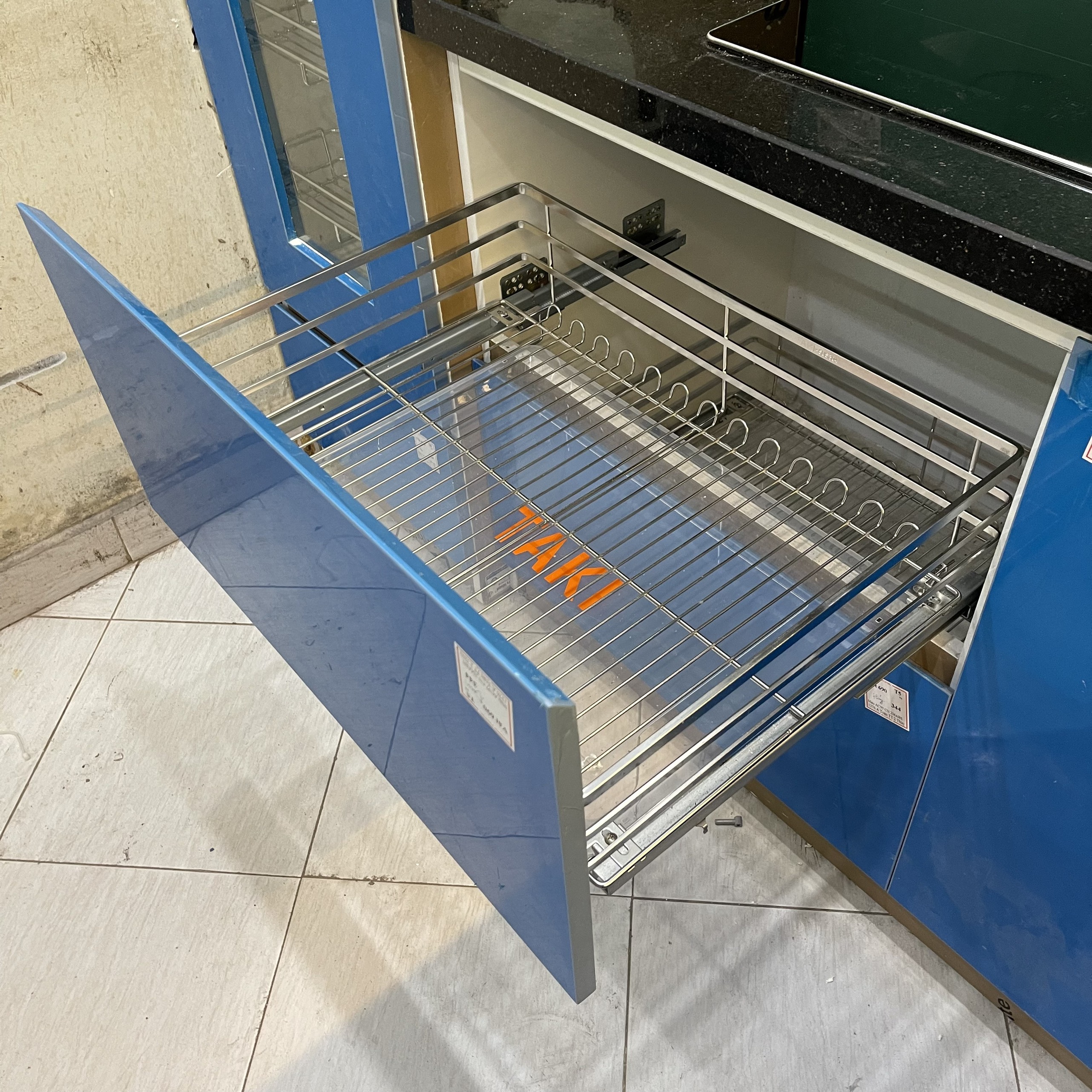 Kệ Để Xoong Nồi Tủ Bếp Dưới Đa Năng NAN DẸT INOX 304 Ray Âm Giảm Chấn - Bảo Hành Vĩnh Viễn - Có Thợ Lắp