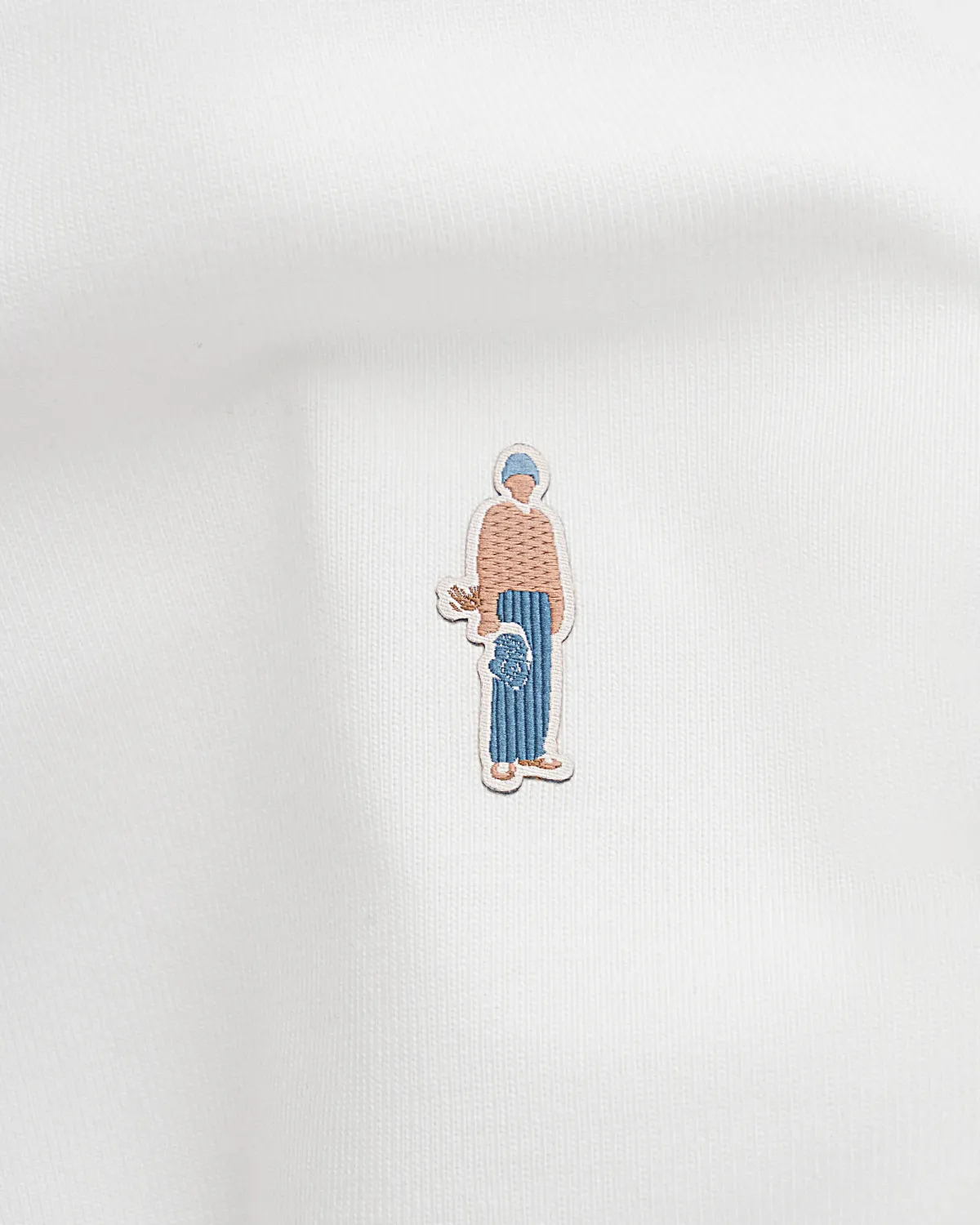 Áo thun có miếng patch trước ngực Form Regular - ROUTINE  10F24TSS023 | ROUTINE CÀ MAU