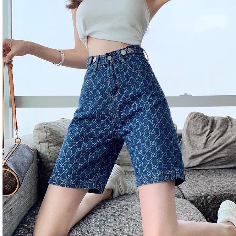 Quần Short Cap Cao Ống Rộng Họa Tiết Nổi Bật_C24