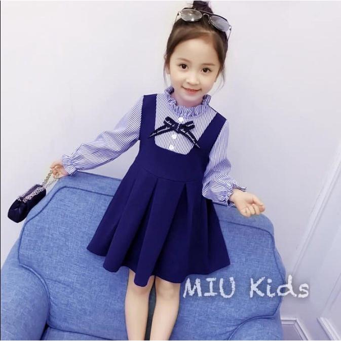 Váy liền, váy cho bé gái giả 2 lớp dài tay họa tiết kẻ sọc phong cách Hàn Quốc
