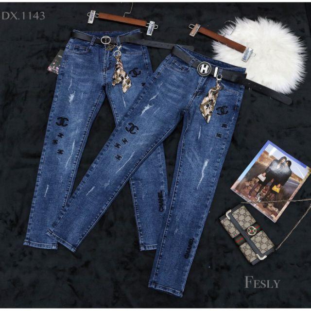 Quần Jeans Nữ Thêu Chữ Sang Chảnh Lưng Cao