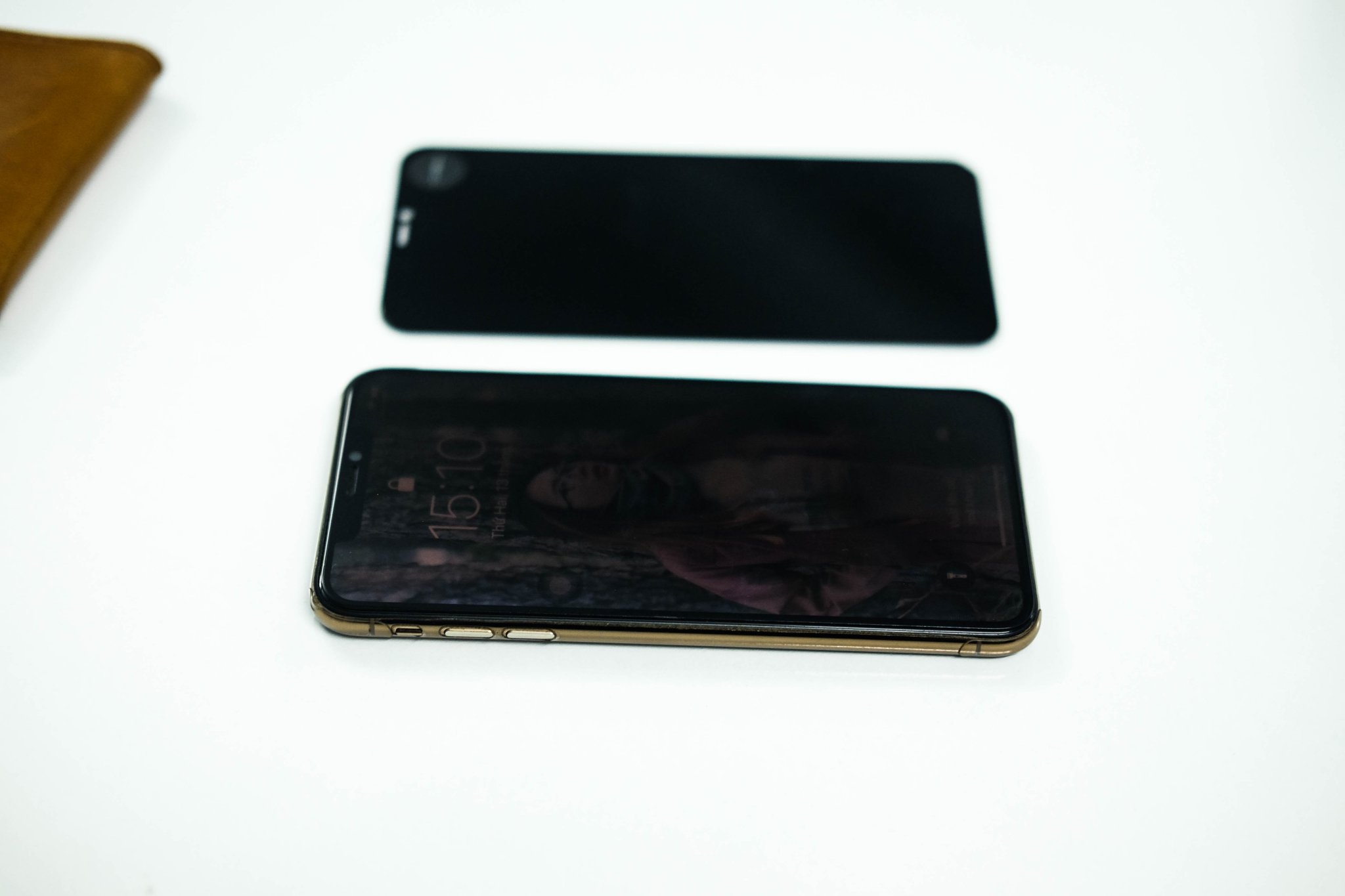 MIẾNG DÁN CHỐNG NHÌN TRỘM MIPOW 3D PREMIUM IPHONE 11/11PRO/11PRO MAX - HÀNG CHÍNH HÃNG