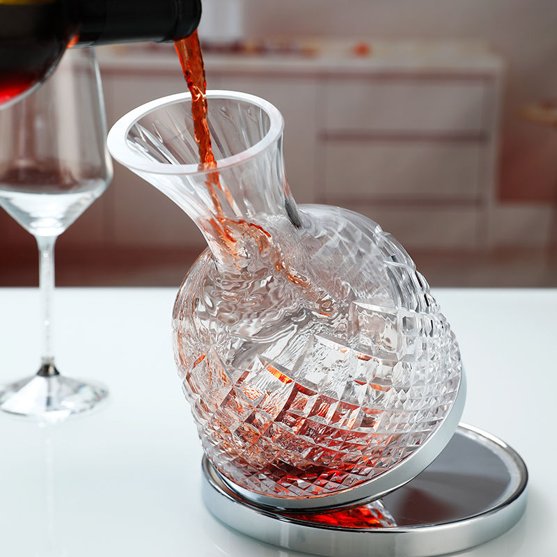 Bình chiết Vang Xoay 360 ° Sang Trọng kèm 2 Ly Vodka Bourbon Whisky 1500mL có hộp đựng bằng da