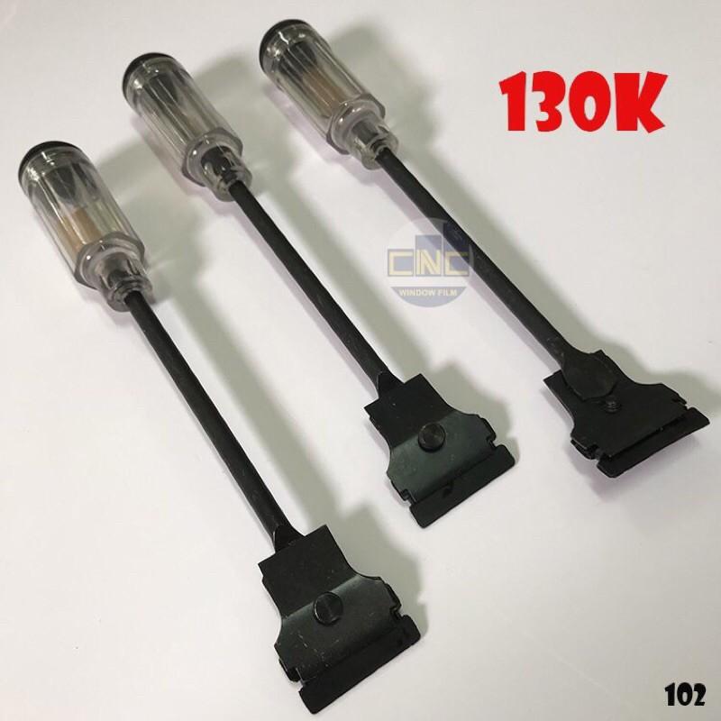 1 Tay đẩy vệ sinh kính ô tô
