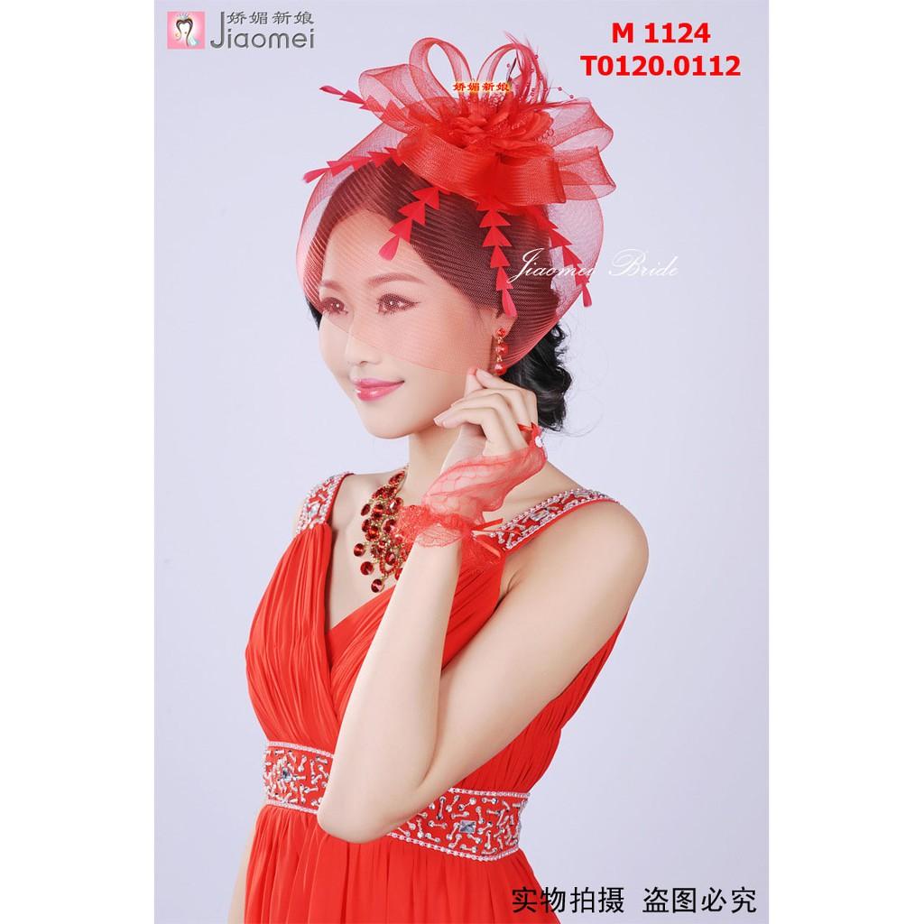 Mũ lưới đỏ chụp hình thời trang