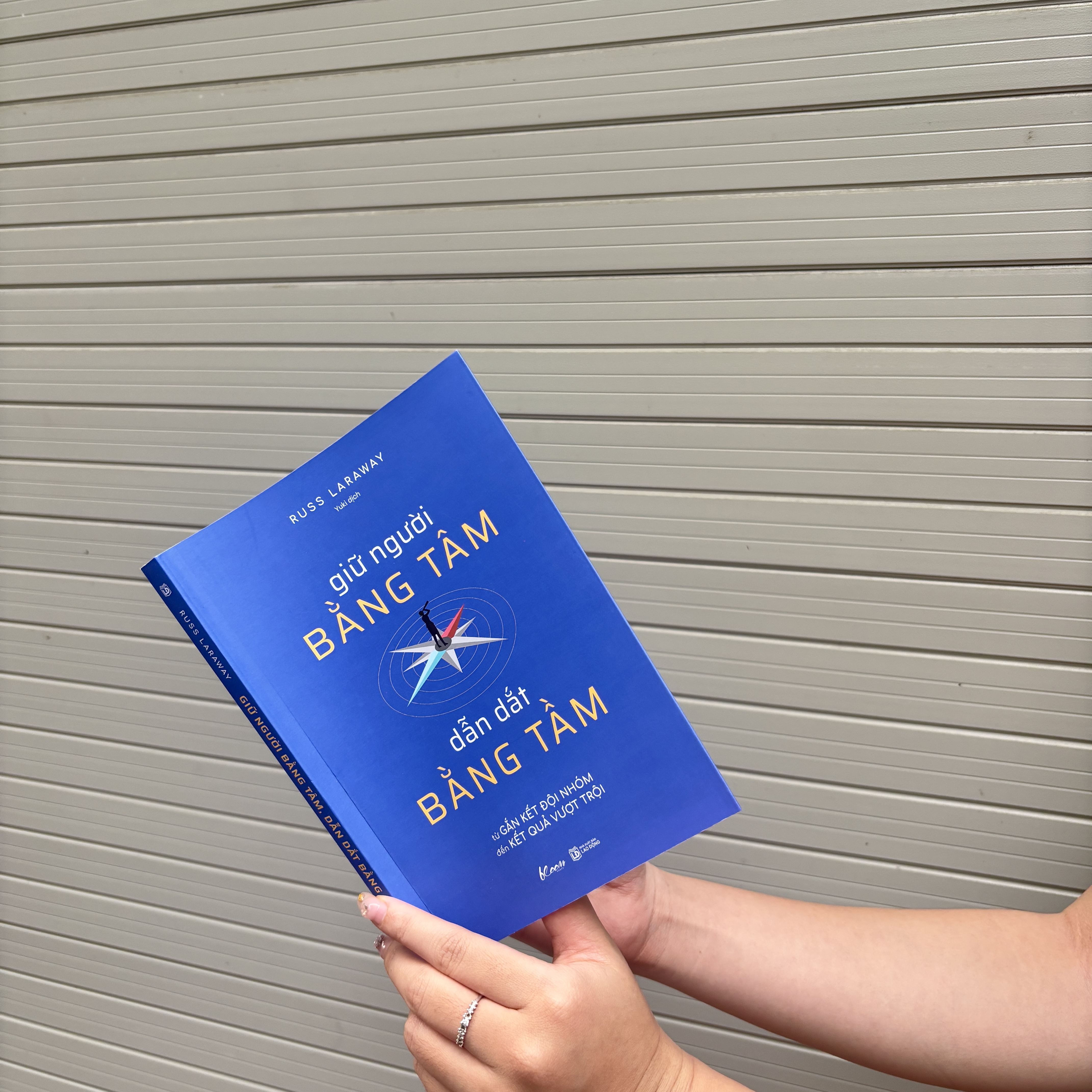 Sách Giữ Người Bằng Tâm, Dẫn Dắt Bằng Tầm