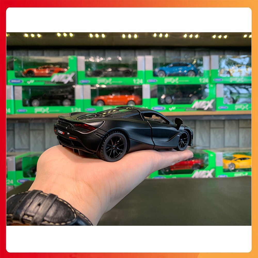 Mô hình xe Mclaren 720S tỉ lệ 1:32 - Màu đen